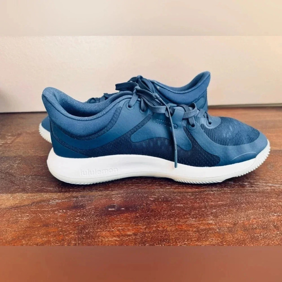 Lululemon Women’s Blue Strong feel Trainers Shoes Size 8 - Picture 4 of 12